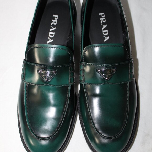 NWB PRADA Triangle Loafer Loafers Flats Bosco 40 - Picture 3 of 7